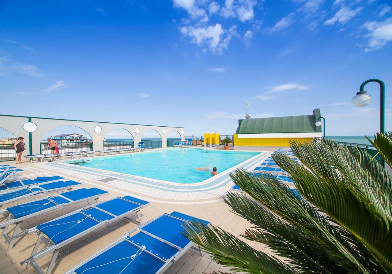 Cristoforo Colombo Apartment Каорле Екстериор снимка