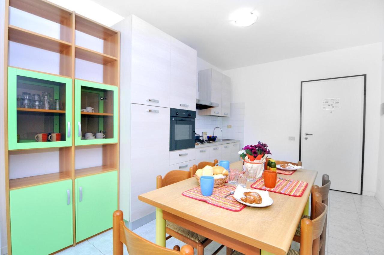Cristoforo Colombo Apartment Каорле Екстериор снимка